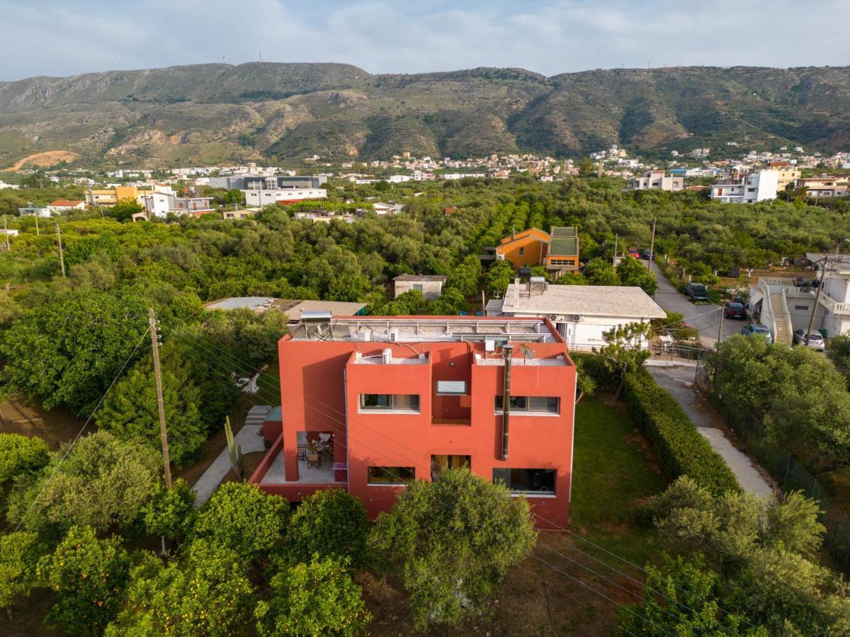 Villa Red Castle