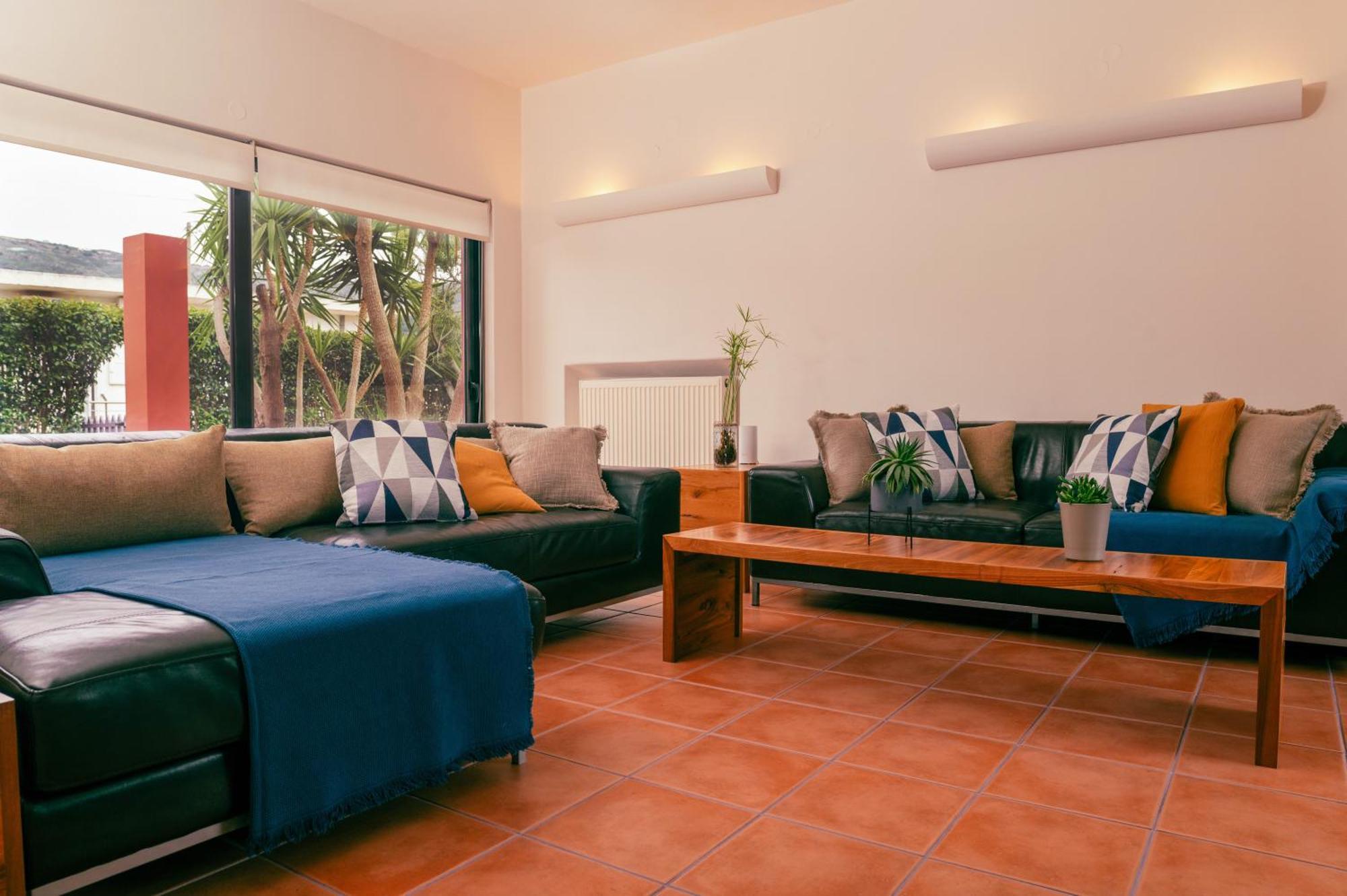 Villa Red Castle Souda